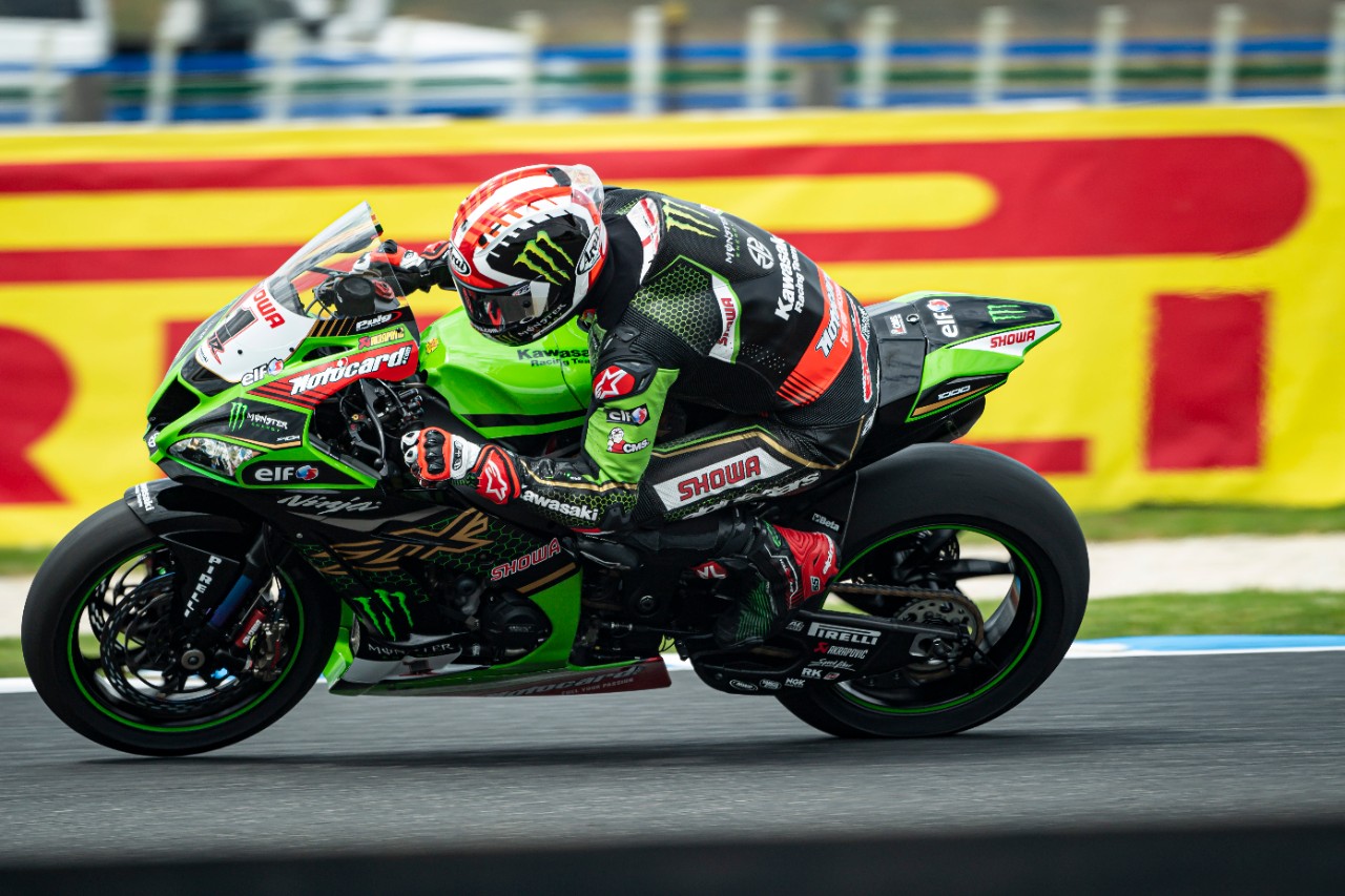 SBK Phillip Island: Rea chiude al comando, Pirelli ha le soluzioni